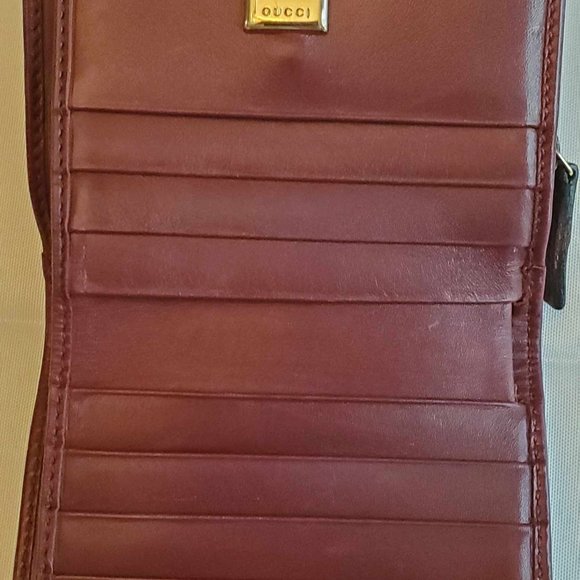 GUCCI Vintage Bordeaux Leather Compact Wallet w COA - Picture 7 of 16